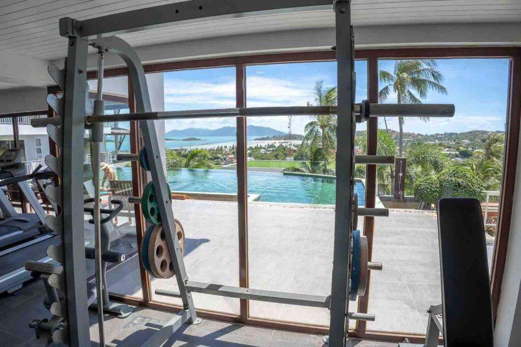 Spectacular 95sqm Sea View, Gym And Pool Facilities Appartement *