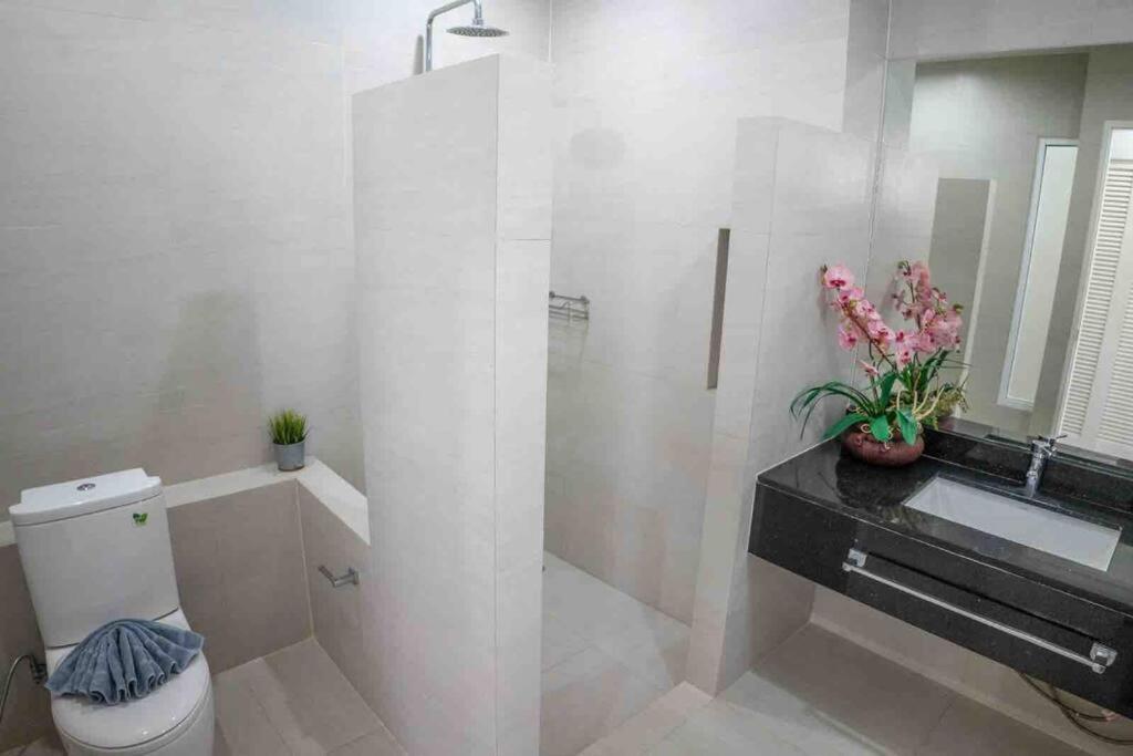 Appartement Spectacular 95sqm Sea View, Gym And Pool Facilities Amphoe Koksamui